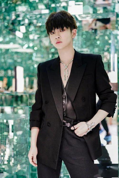 周震南爆料吃瓜,揭秘娱乐圈那些不为人知的“瓜”