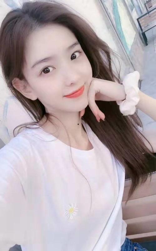 网红小雪吃瓜照片高清大全,高清照片大揭秘